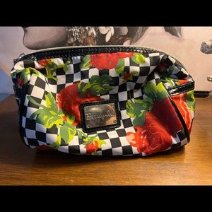 Betsy Johnson Cosmetic Bag ⭐️